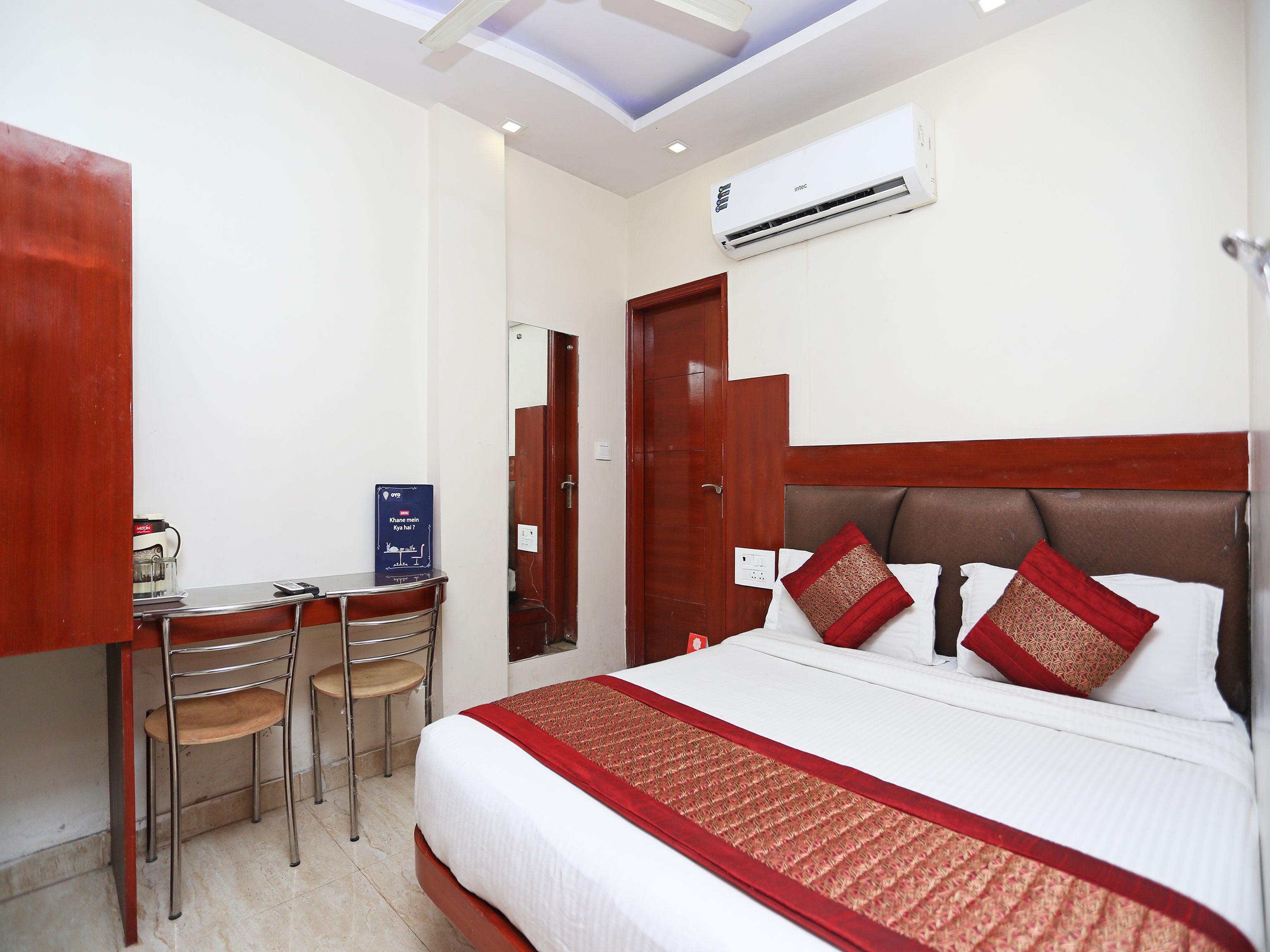 Oyo 6169 Hotel Prem Deluxe Нью-Делі Екстер'єр фото