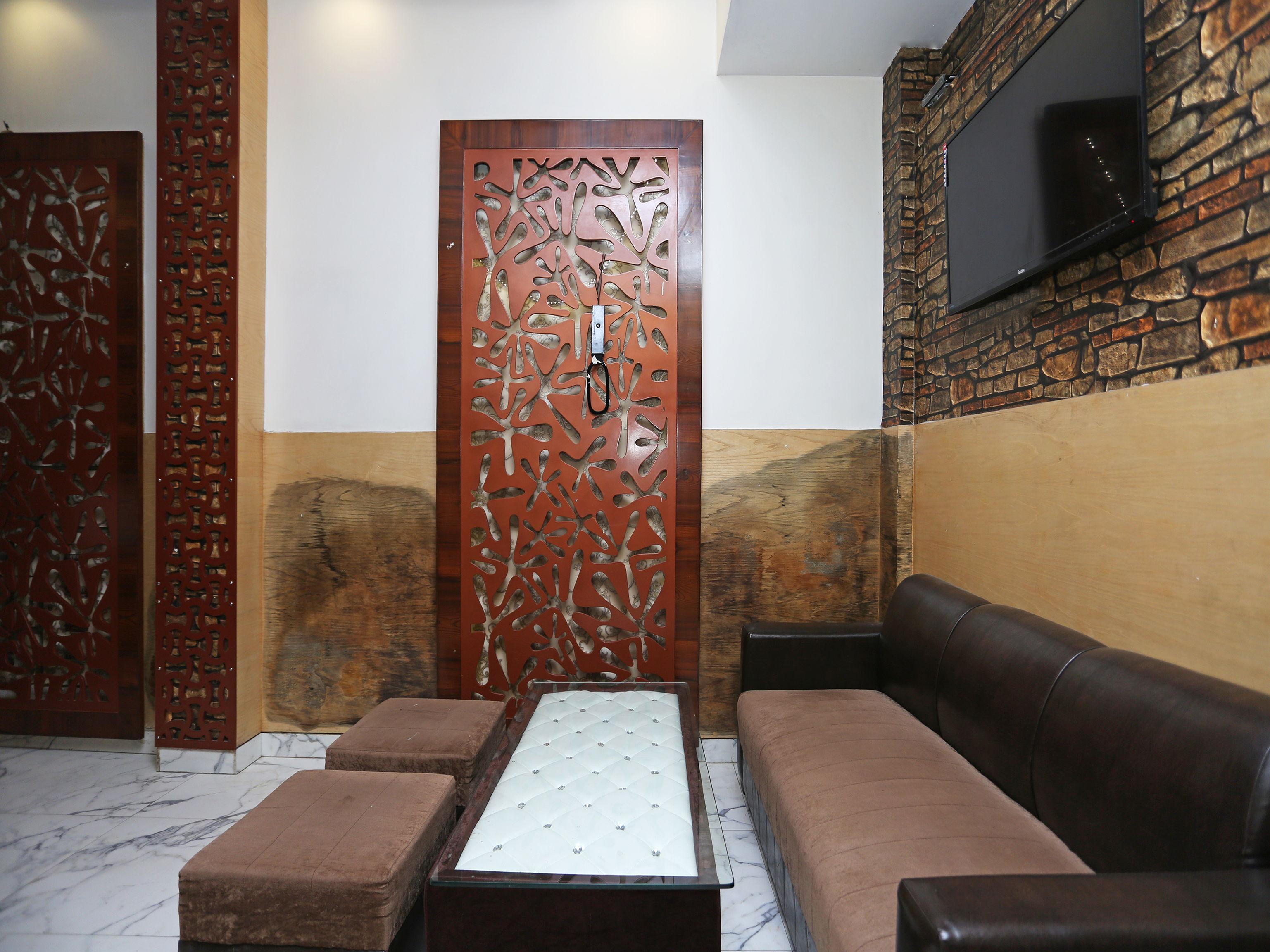 Oyo 6169 Hotel Prem Deluxe Нью-Делі Екстер'єр фото