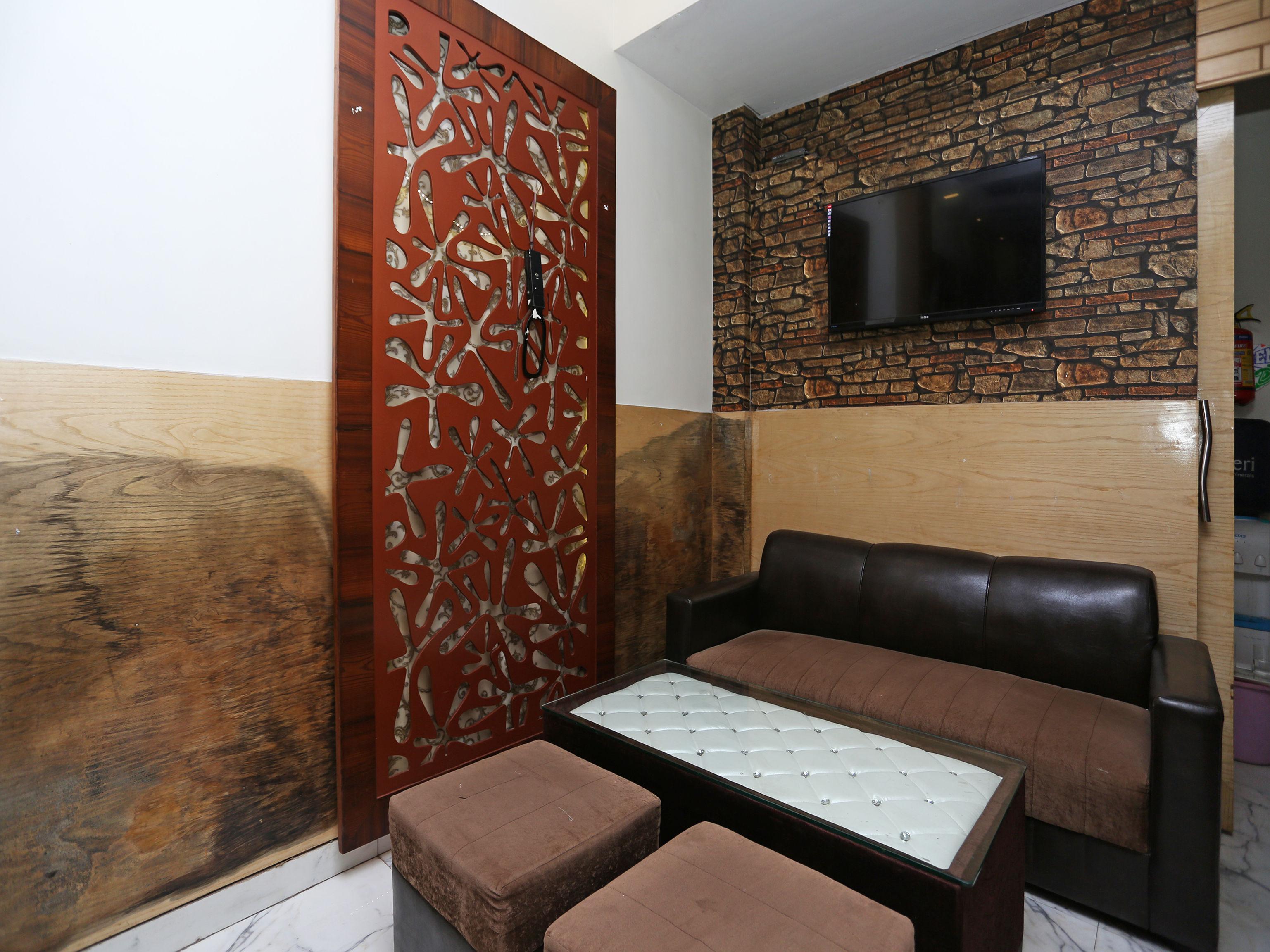 Oyo 6169 Hotel Prem Deluxe Нью-Делі Екстер'єр фото